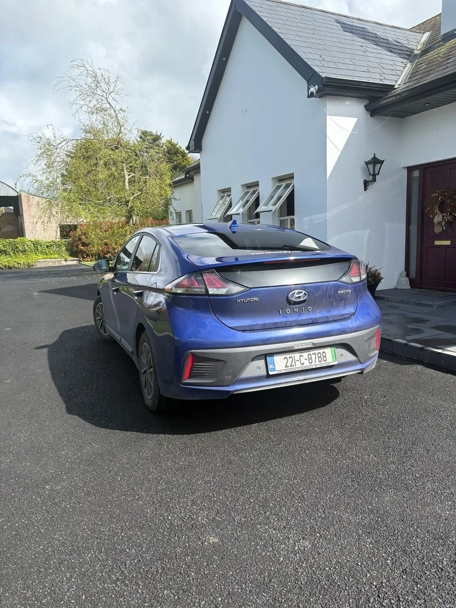 Hyundai ionic premium - Image 2