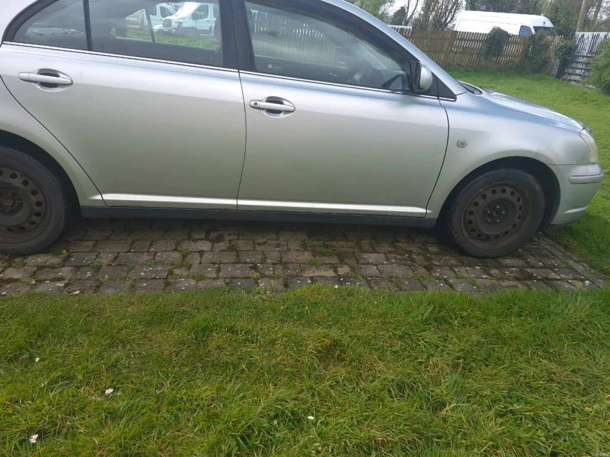 Toyota Avensis 2004 Petrol - Image 3