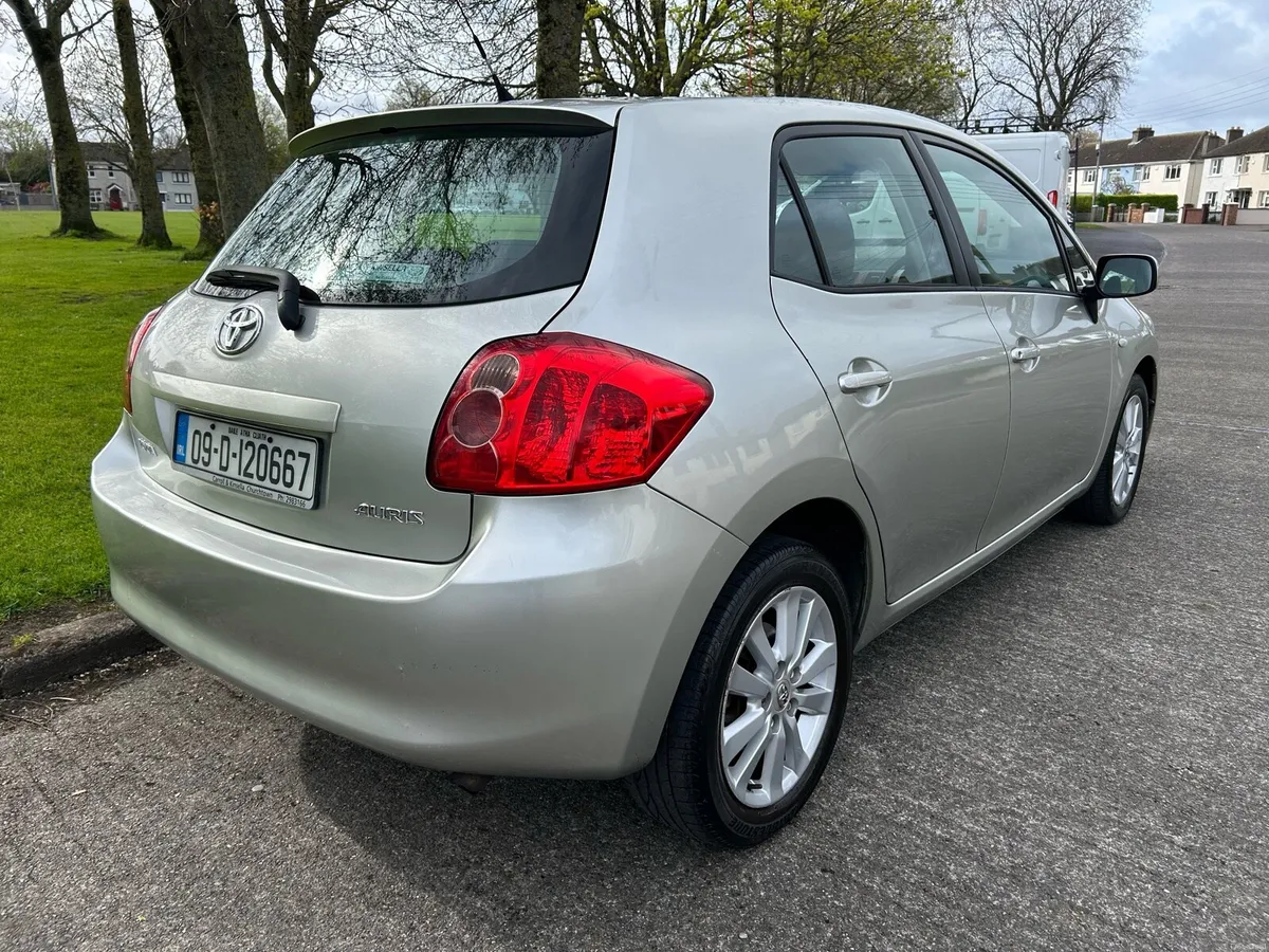 2009 Toyota Auris 1.4 Limited Edition // New NCT - Image 3