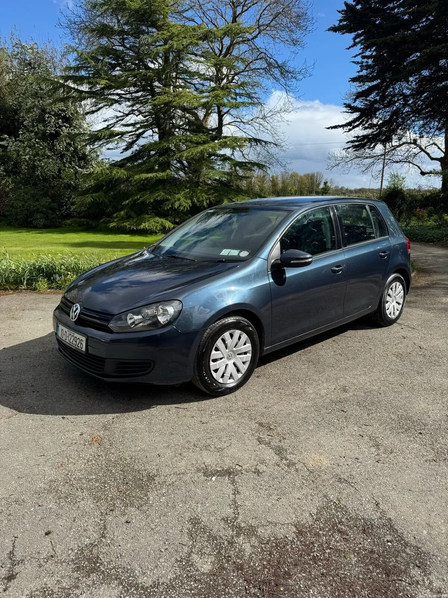 Automatic New NCT Low mileage - Image 1