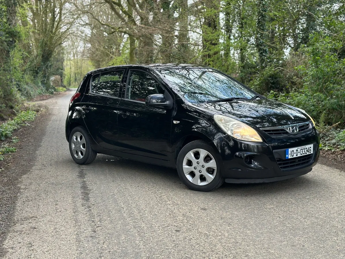 Hyundai i20 - Image 2