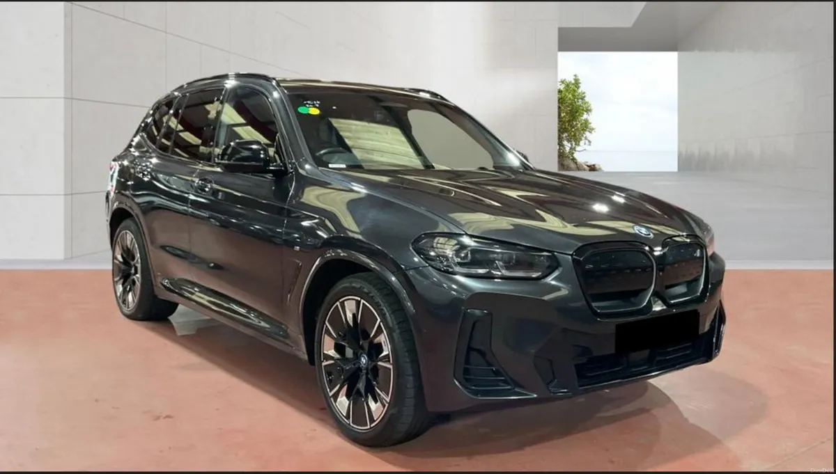 BMW IX3 M SPORT PRO 80KwH BATTERY // SUNROOF - Image 1