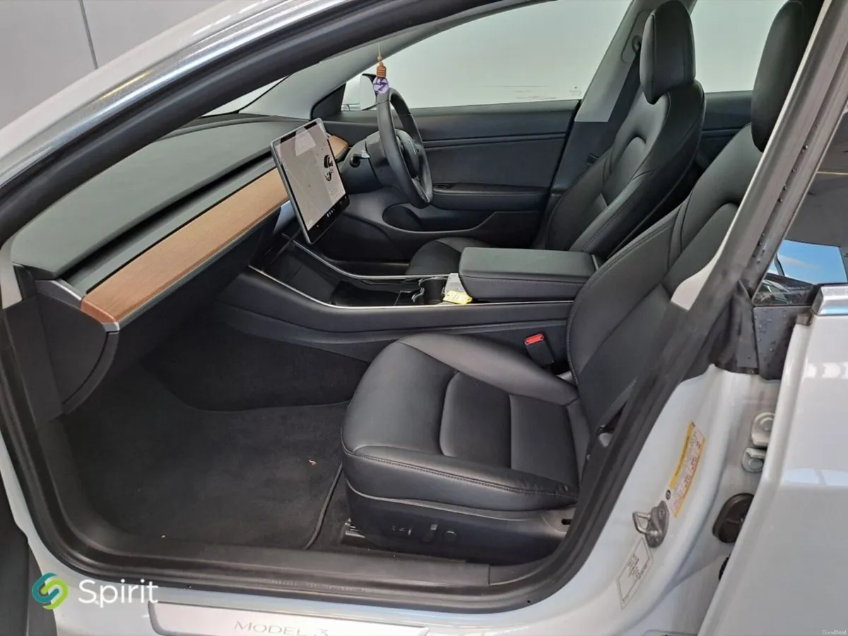 Tesla Model 3 Standard Range Plus (RWD) - Image 4
