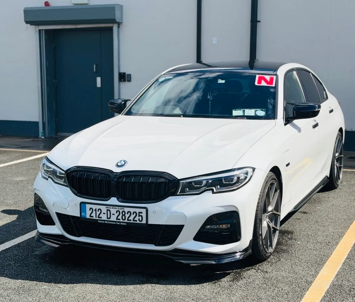 2021 BMW 330e M Sports Hight Spec-PlugIn Hybrid - Image 2