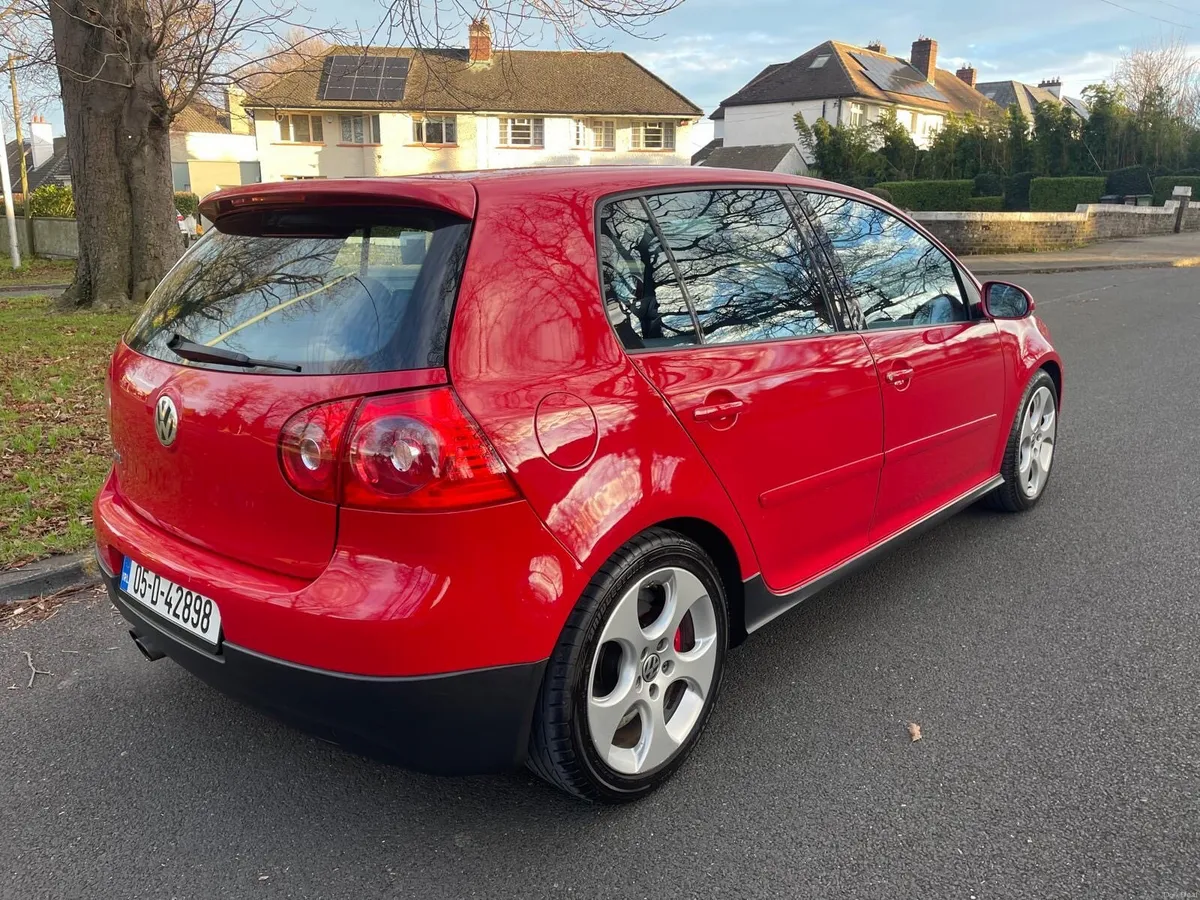 Volkswagen Golf GTI - Image 4