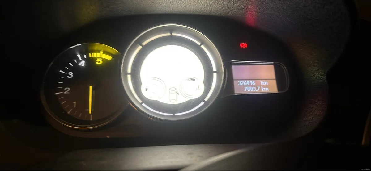 2013 Renault Megane - Image 2