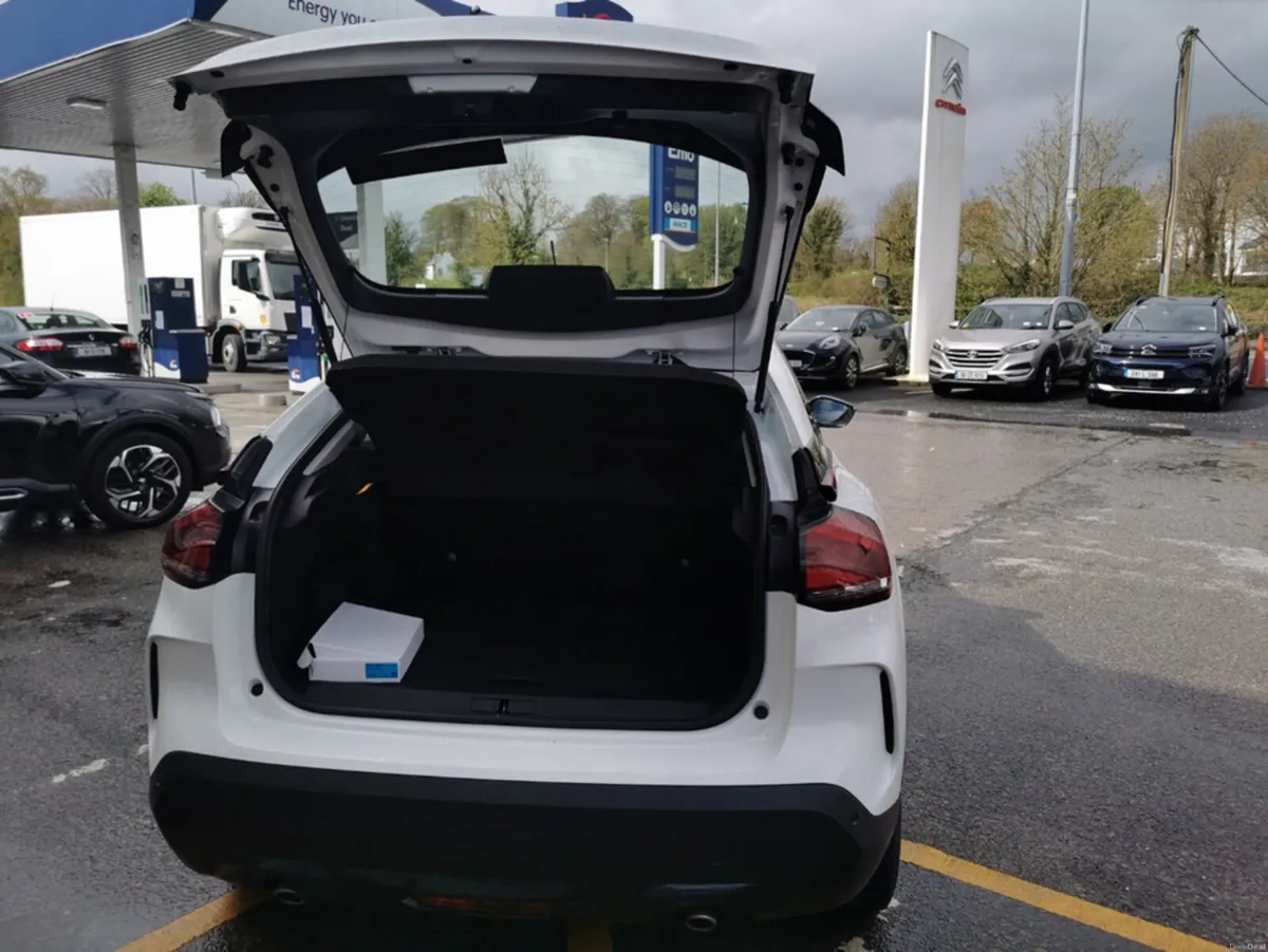 Citroen C4 FEEL PACK PURETECH 130 MY22 MY22.3 - Image 4