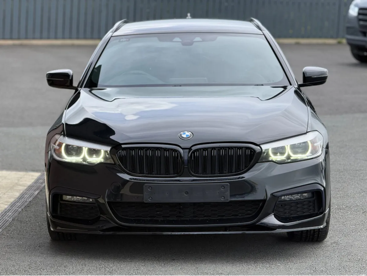 BMW 5-Series REDUCED! 2020 BMW 5 SERIES M SPORT - Image 5