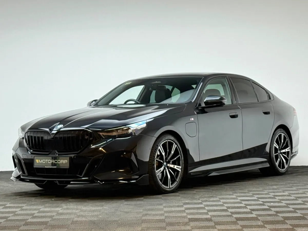 BMW 5-Series 530E M SPORT - Image 3