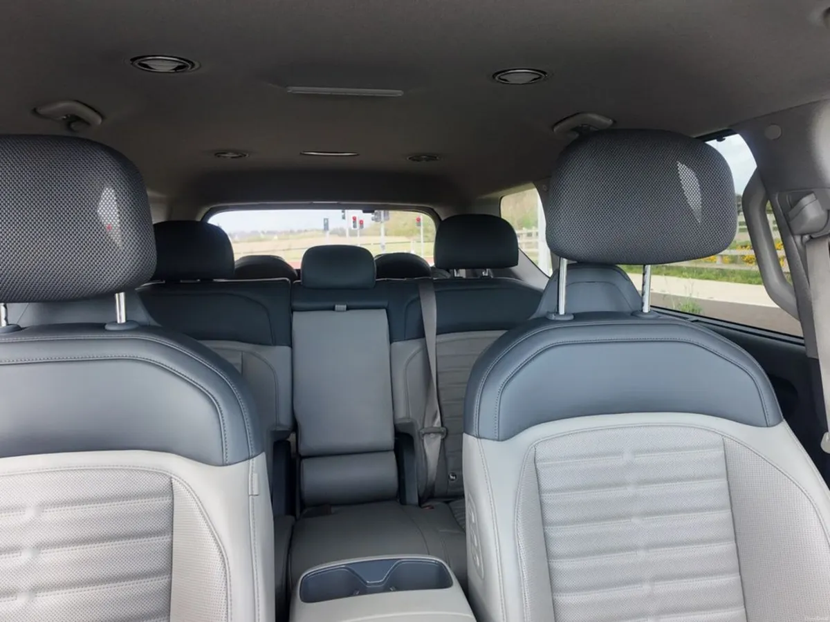 Kia EV9 7 Seater **Only 37, 500 Kms** 1 Local Owne - Image 3