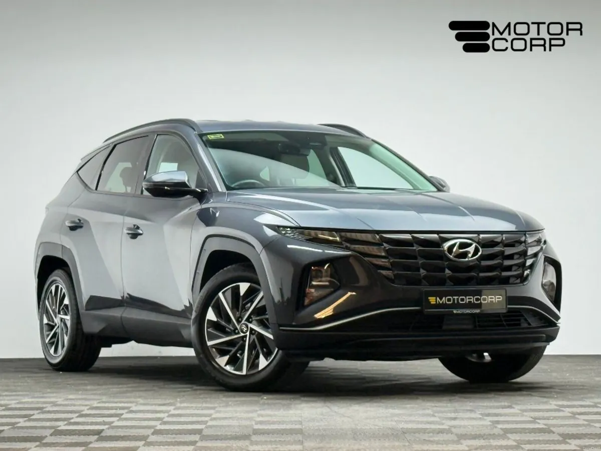 Hyundai Tucson IX35 EXECUTIVE 5DR - Image 1