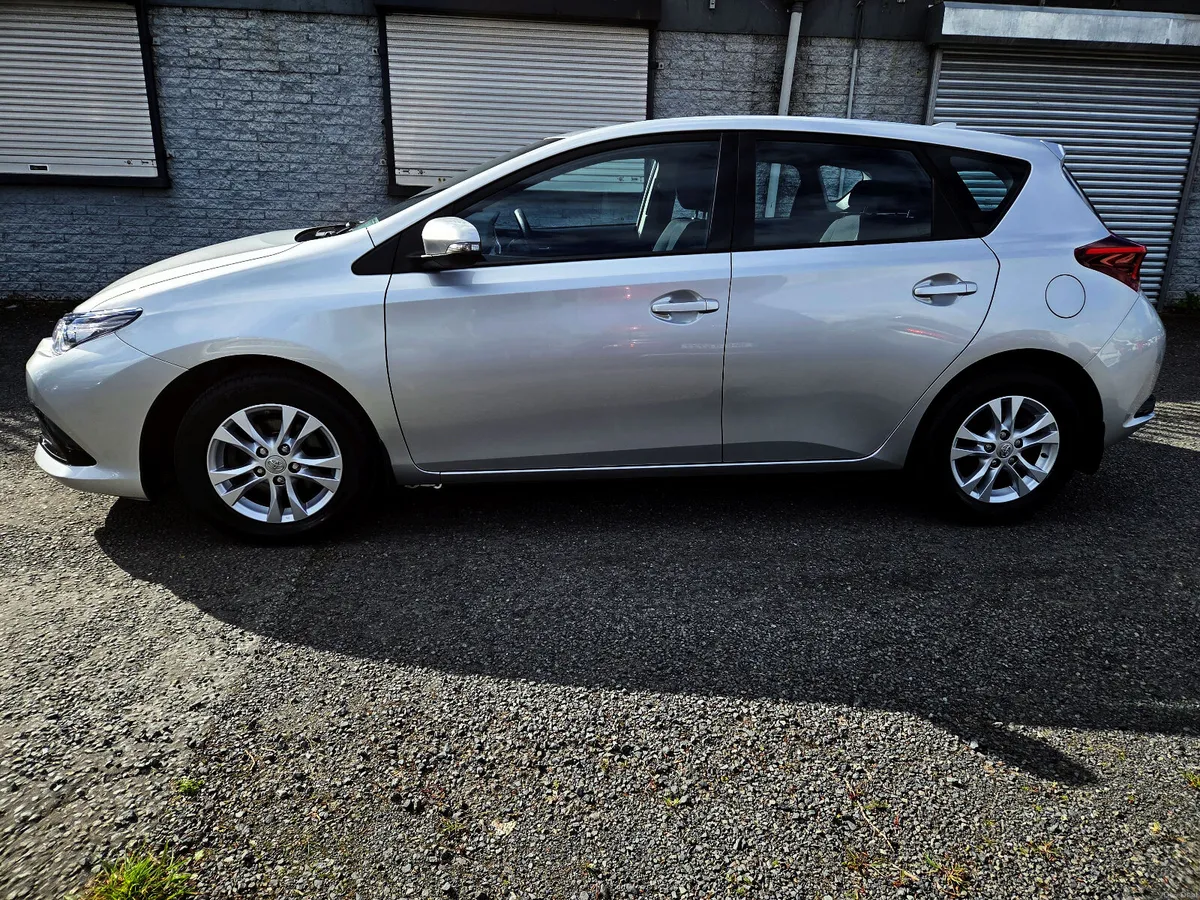 17 TOYOTA AURIS LowKM NCT TAX Warranty V.Clean Car - Image 4