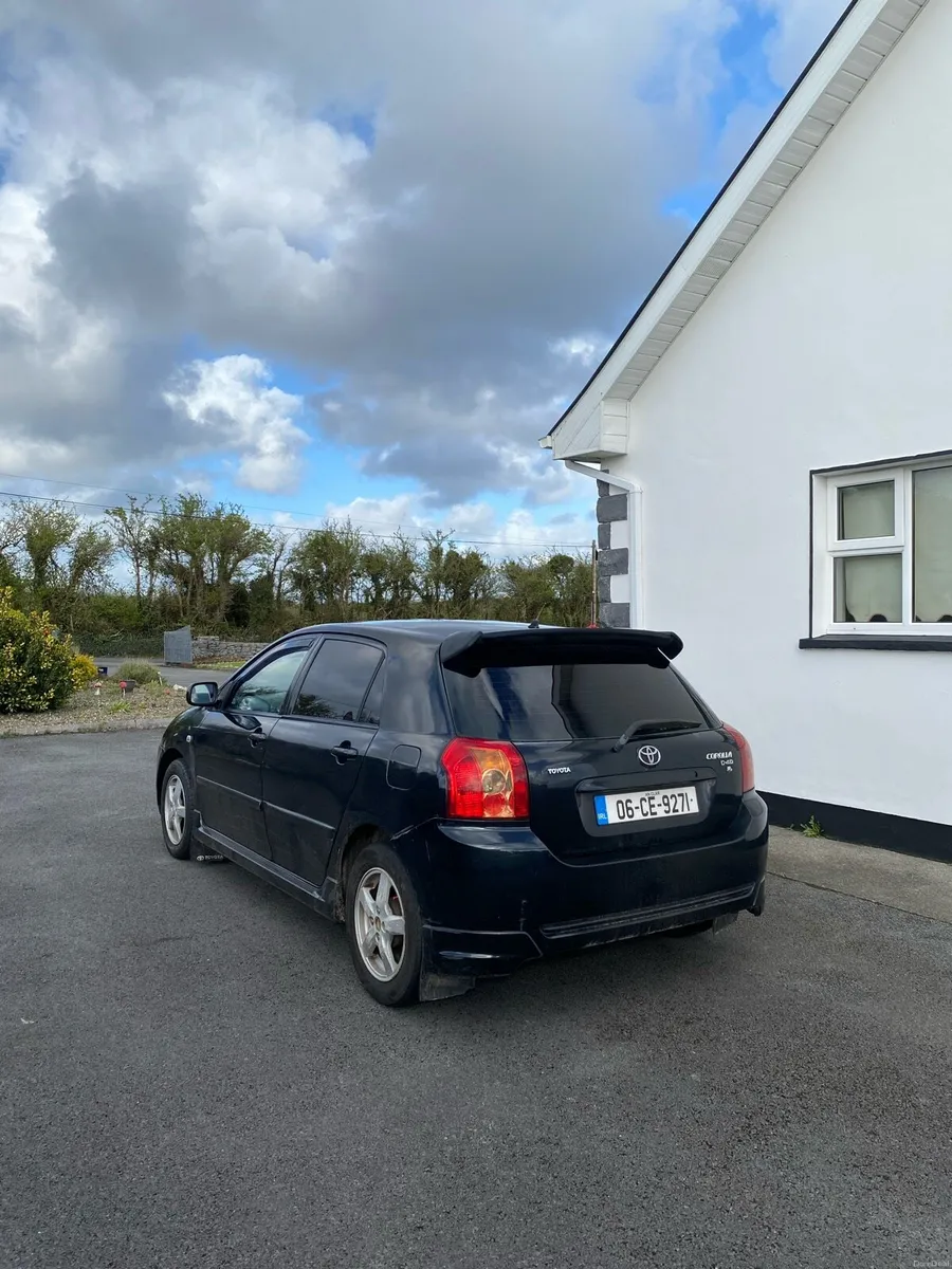 Toyota Corolla - Image 3