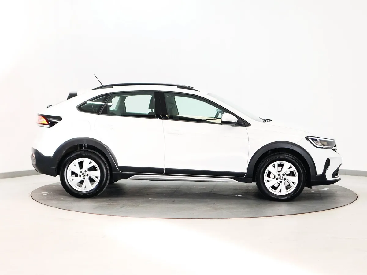 *111* 2022 Volkswagen Taigo 1.0TSI LIFE - Image 3