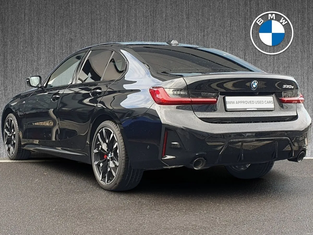 BMW 3-Series 330e M Sport Saloon - Image 3