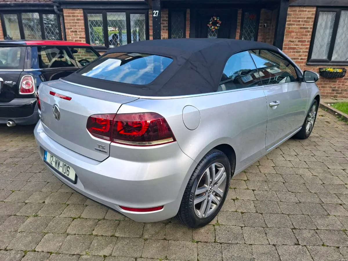 VOLKSWAGON GOLF 1.2TSI CONVERTIBLE 2012 STUNNING - Image 3