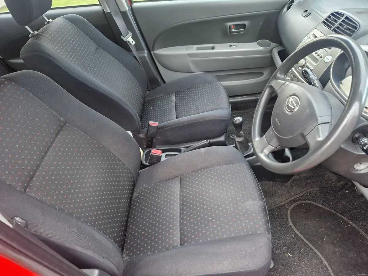 Daihatsu Sirion 2010 - Image 4
