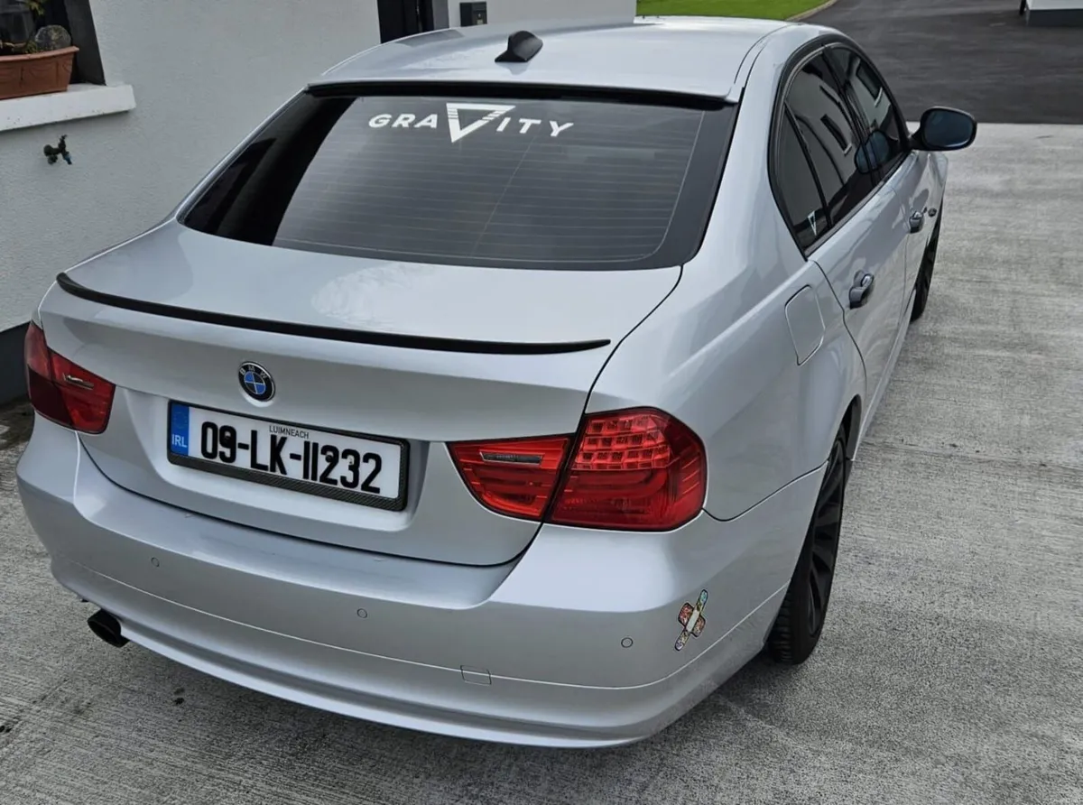 BMW 3-Series 2009 LCI Business Edition - Image 3