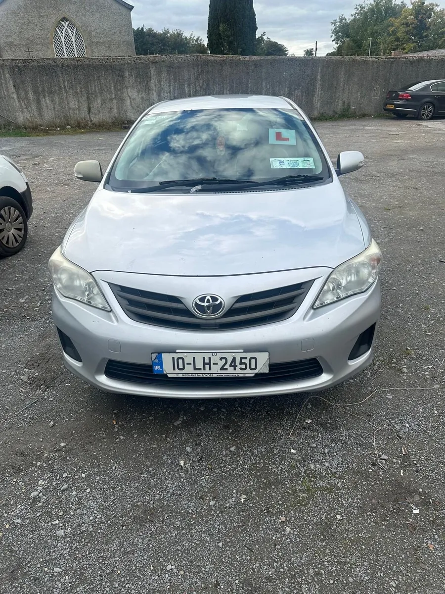 Toyota Corolla 2017 - Image 3