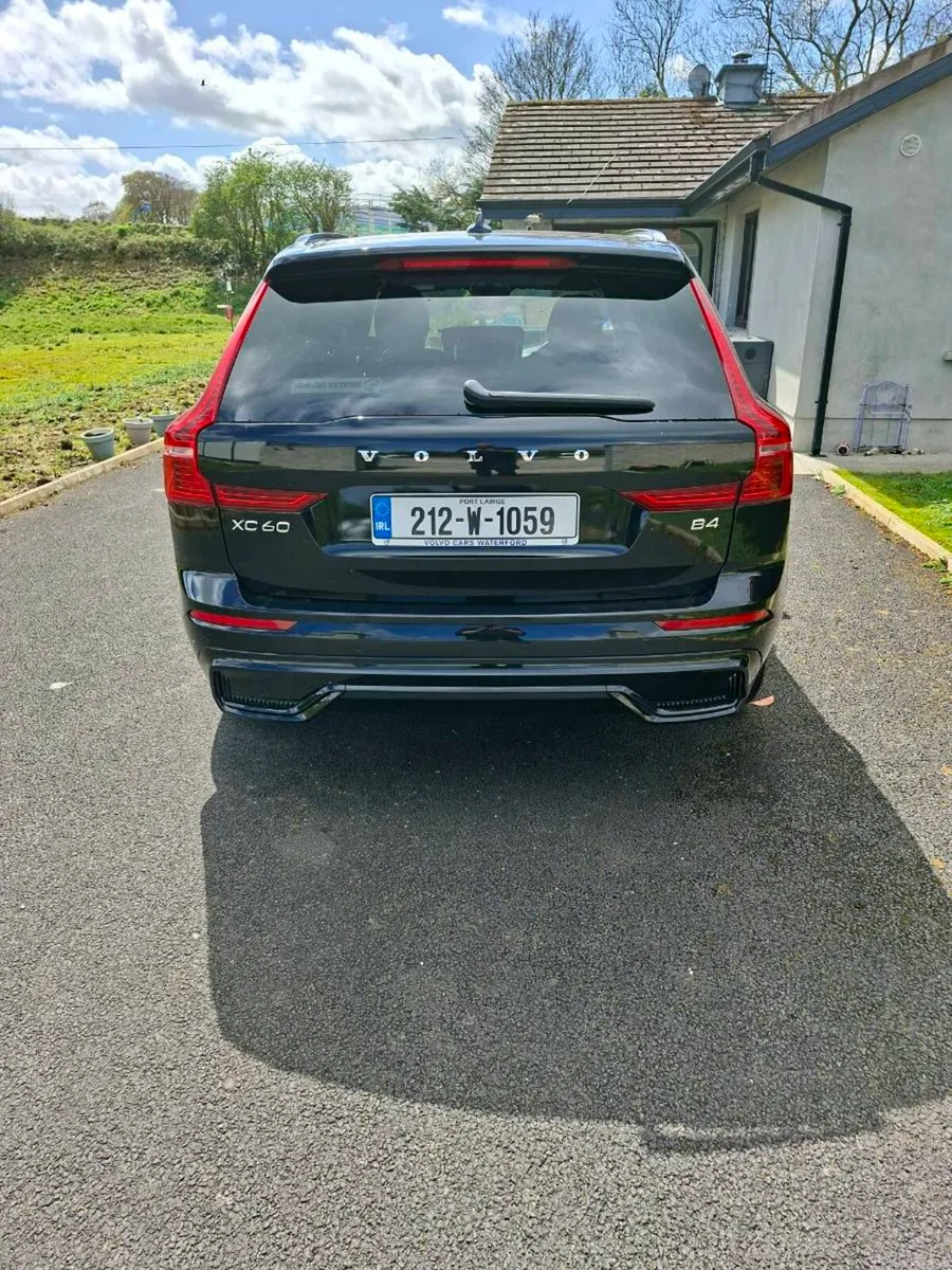 Volvo xc60 - Image 2