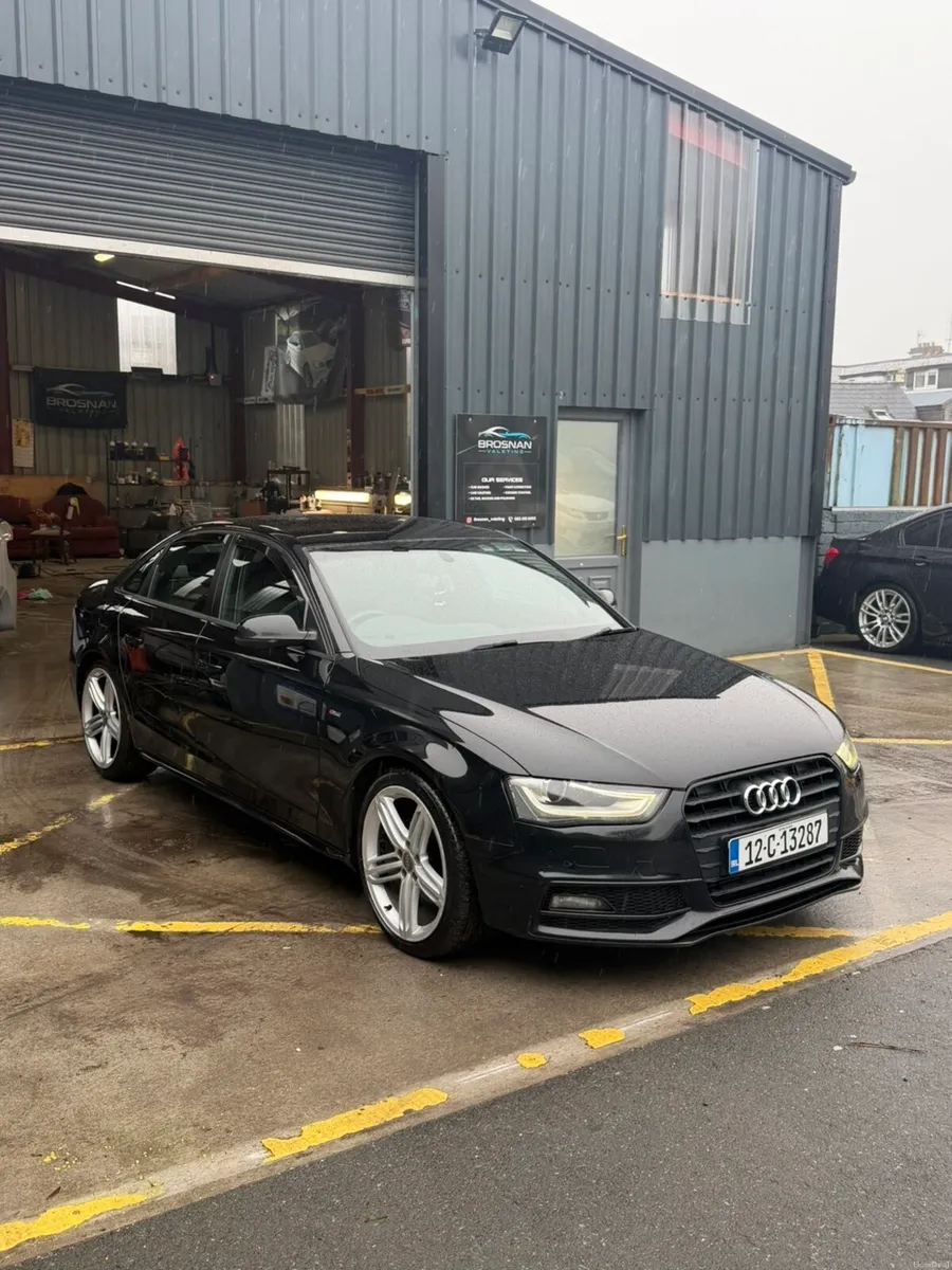 Audi a4 sline black edition b8.5 - Image 1