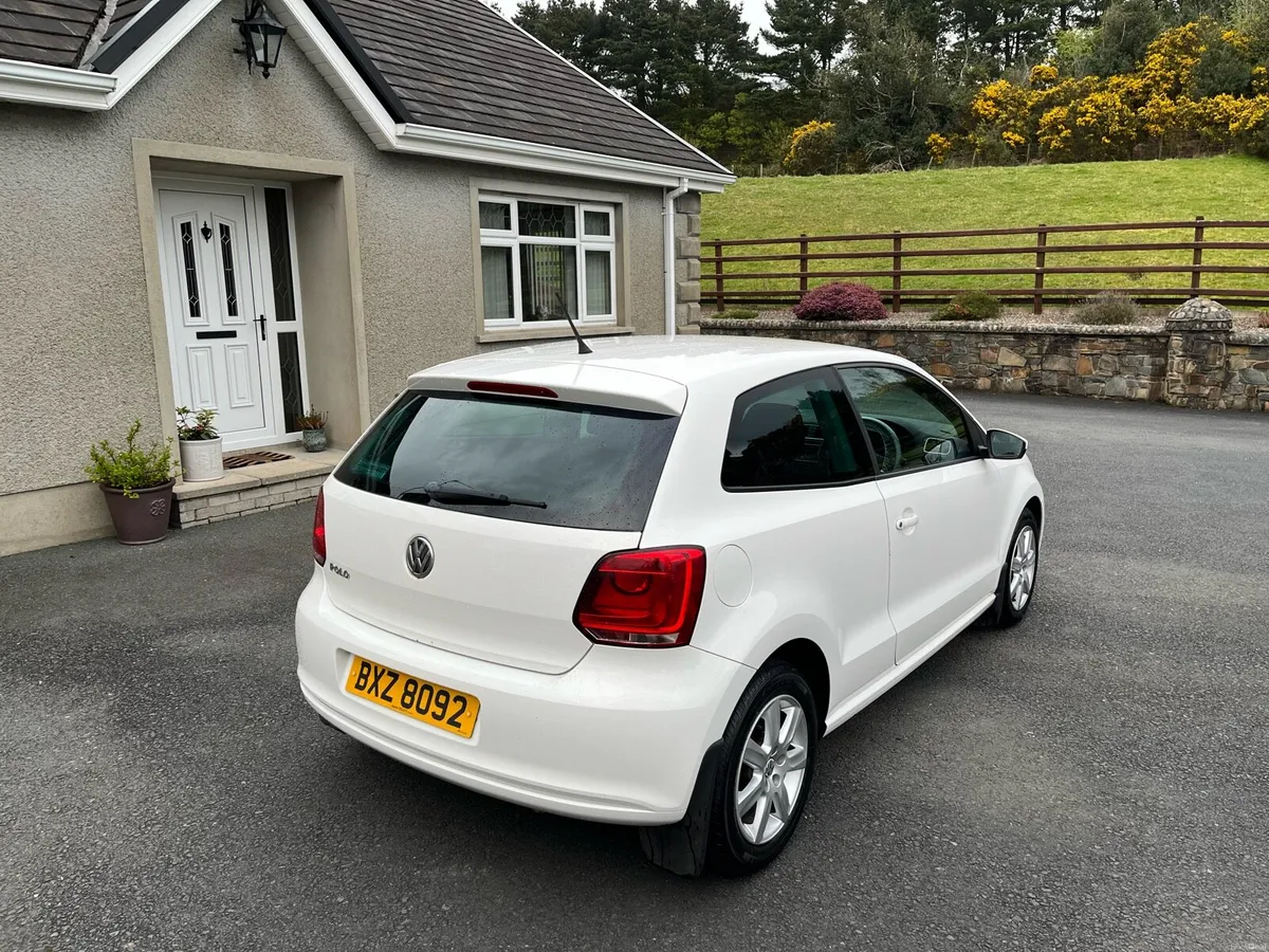 Volkswagen Polo 2011 - Image 4
