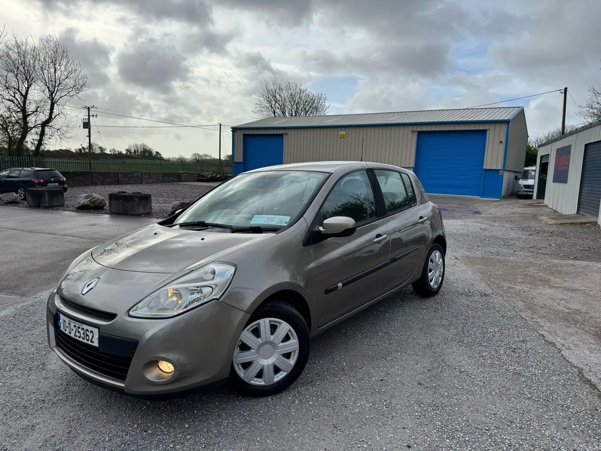 10 Renault Clio 1.2 Nct&Tax - Image 3