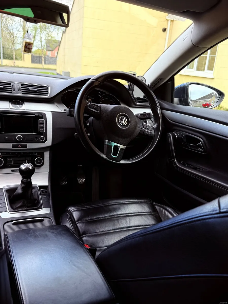 Volkswagen CC 2011 - Image 4
