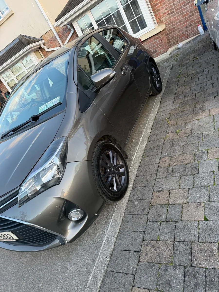 Toyota Yaris 1.4 D-4D Luna (2017) - Image 3