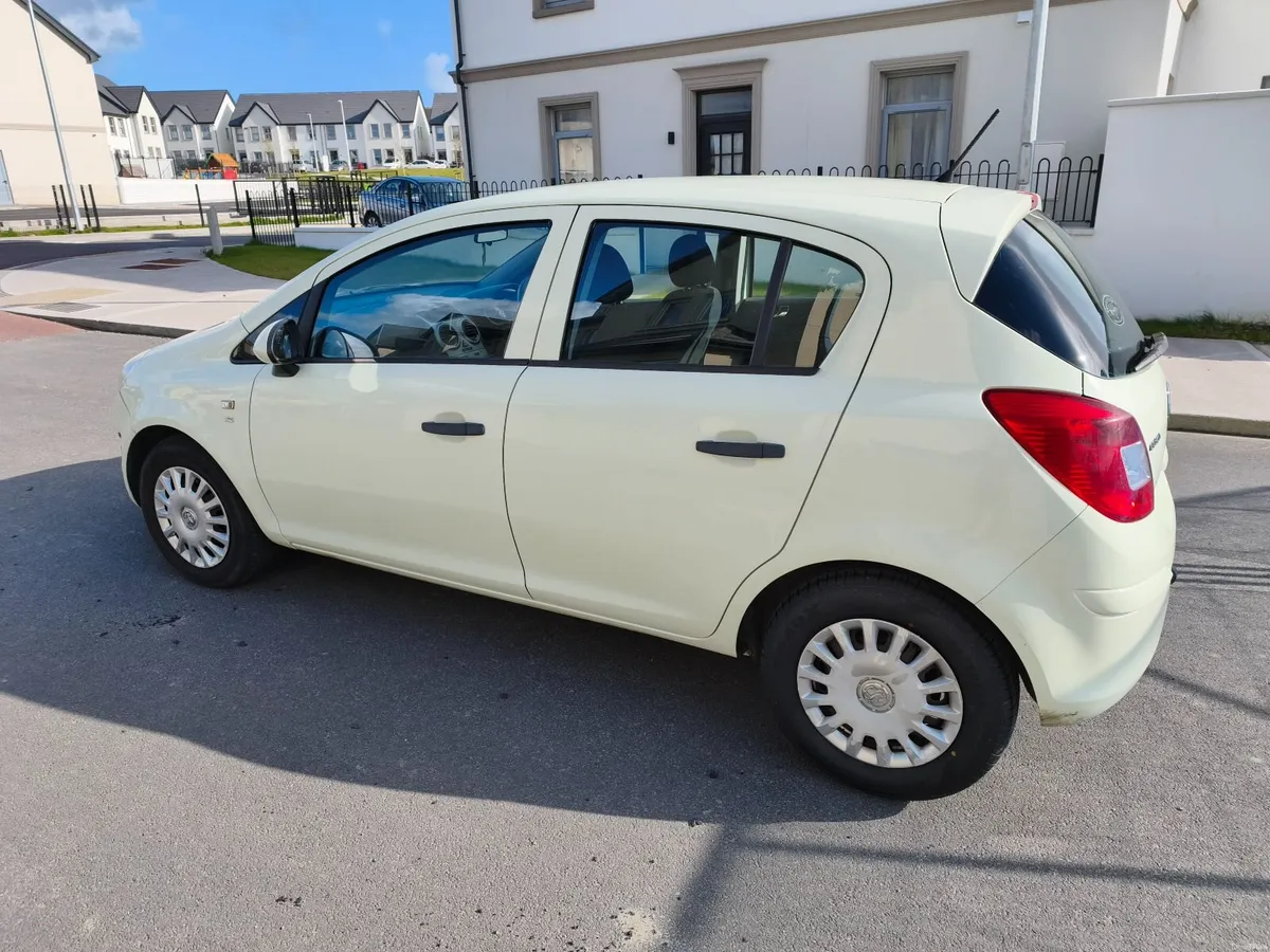 Vauxhall Corsa 1.0 2012 - NCT 04/27 - Tax 08/26 - Image 4