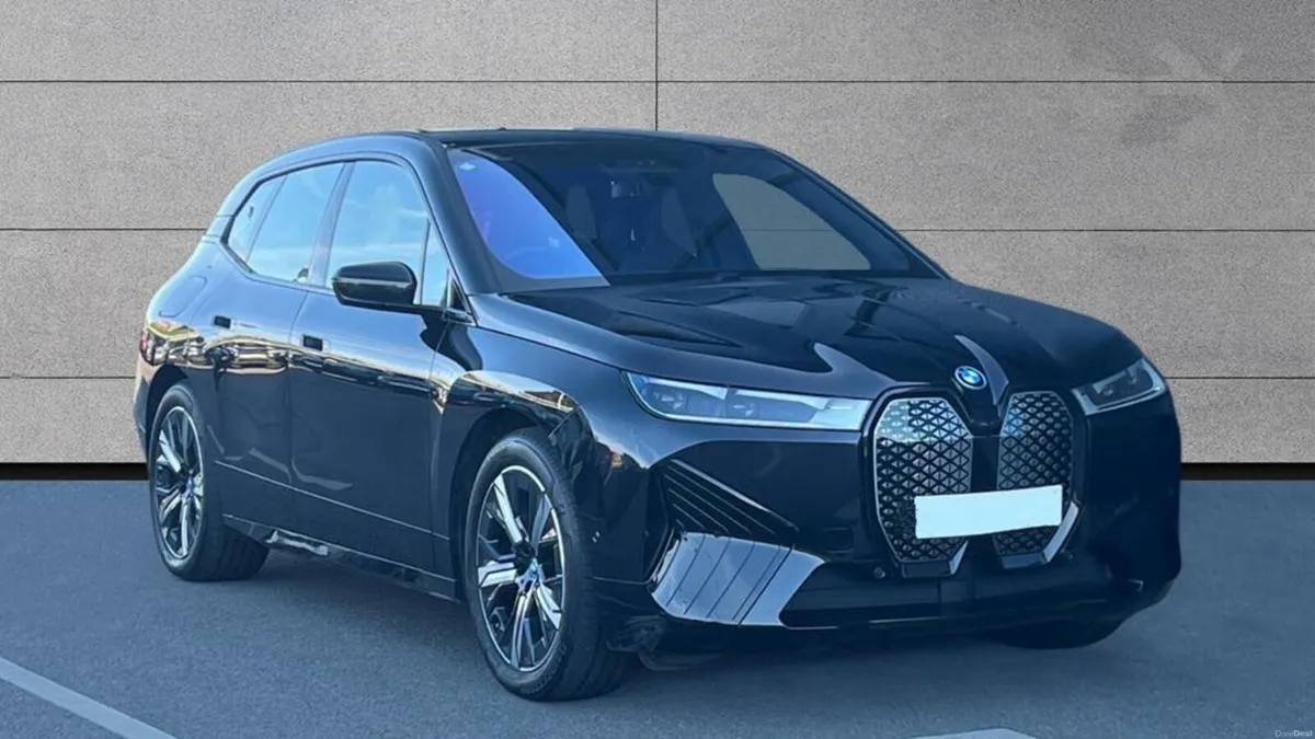 231 Bmw IX 40 M-Sport - Image 1