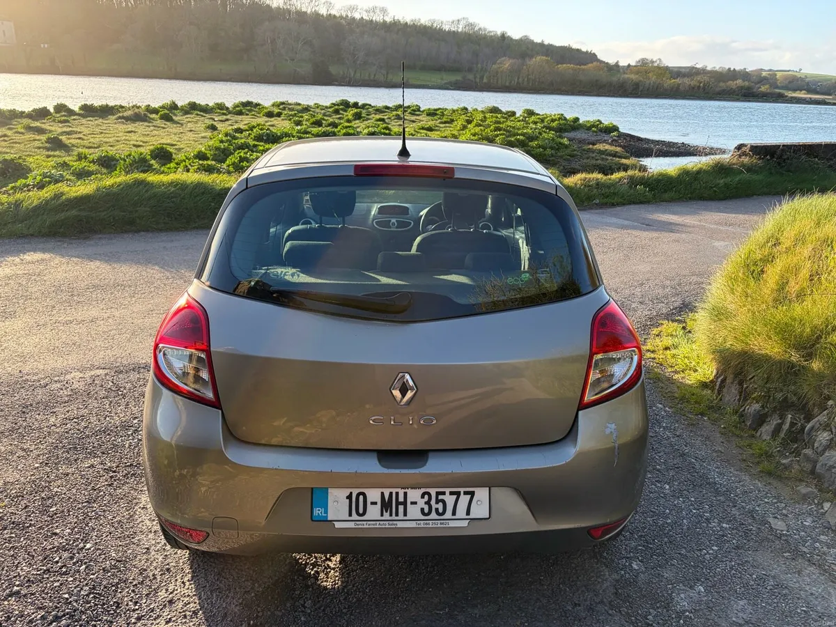 2011 Renault Clio Petrol - Image 4
