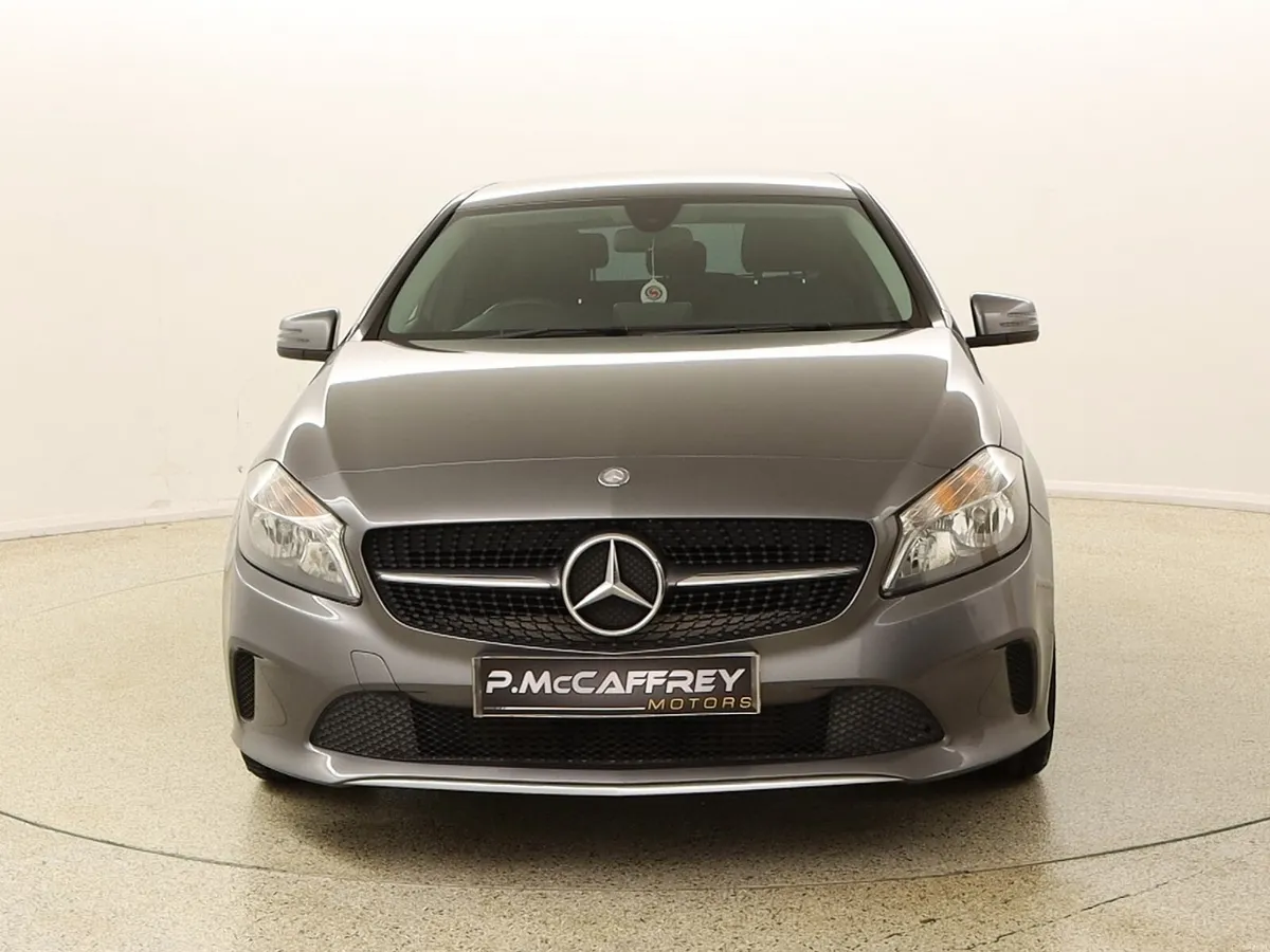 2016 Mercedes-Benz A180 D SE - Image 2