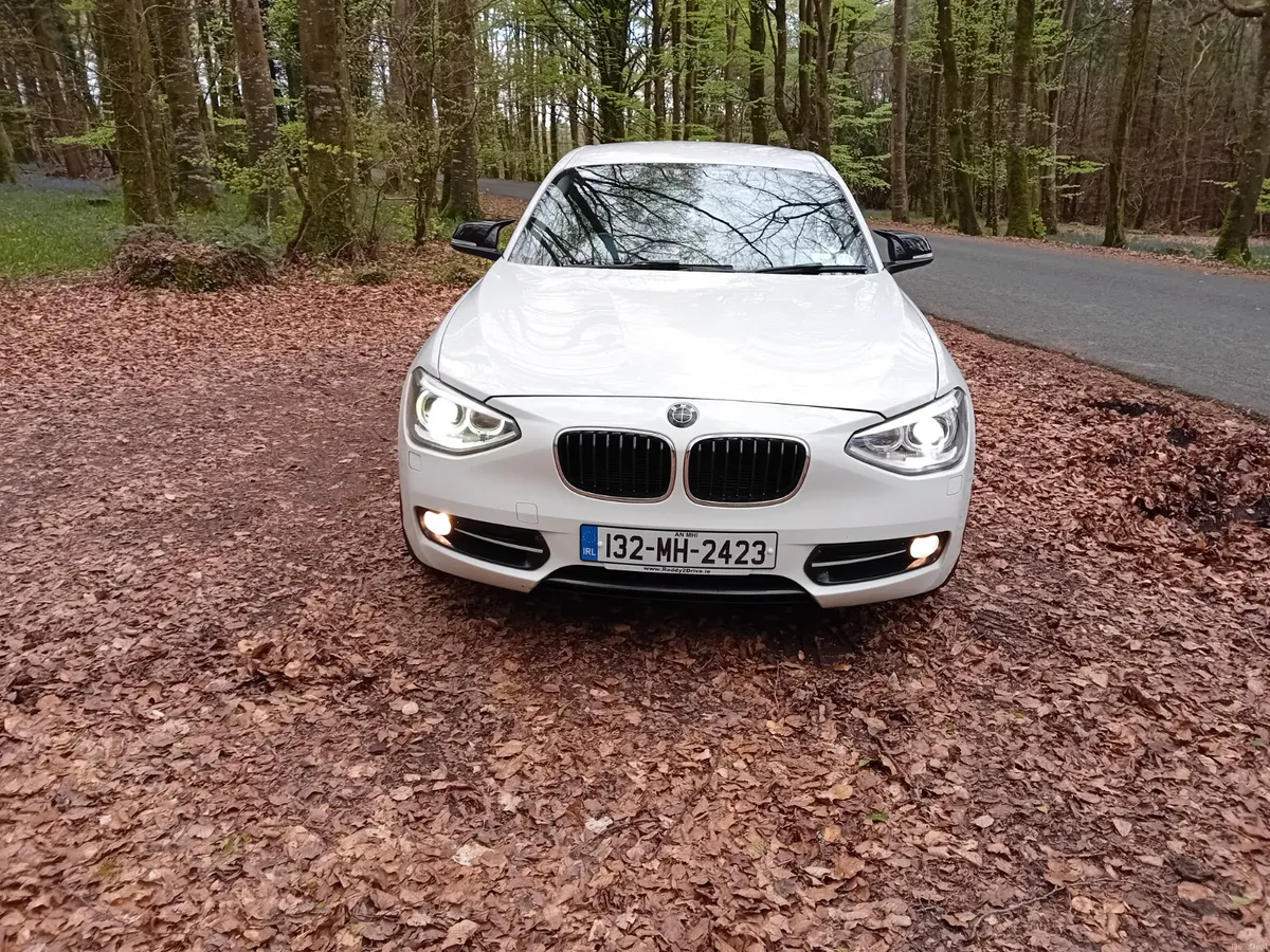132 BMW 116i SPORT AUTO 5 DOOR 139klms - Image 2