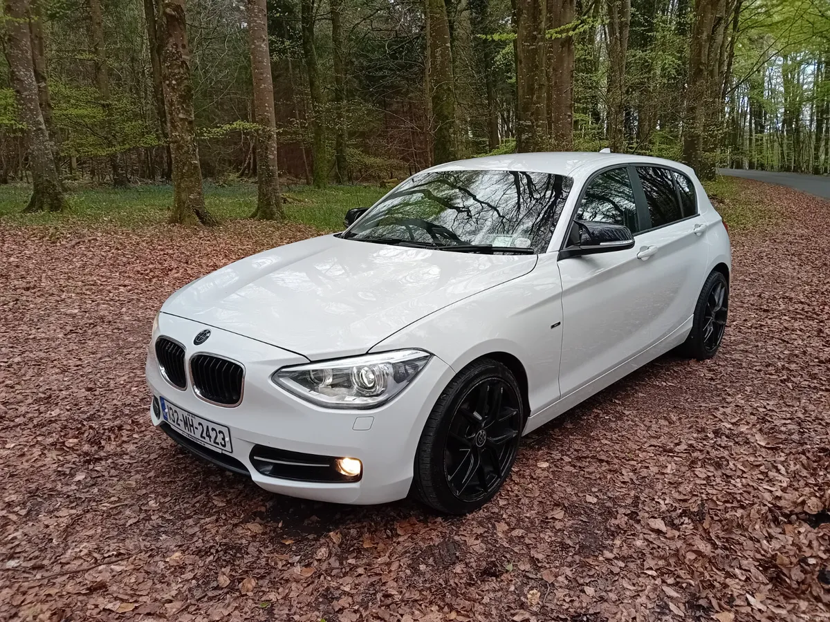 132 BMW 116i SPORT AUTO 5 DOOR 139klms - Image 1