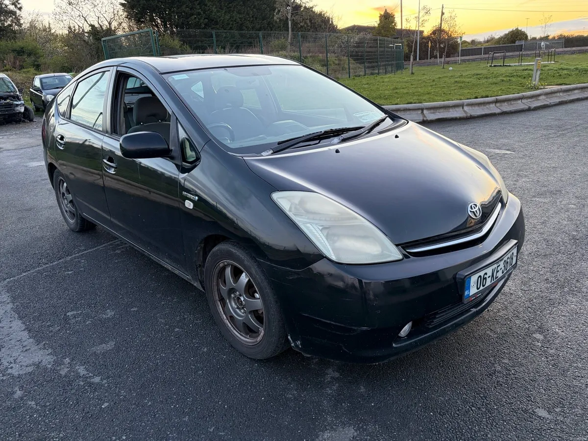 2006 Toyota prius automatic hybrid - Image 4