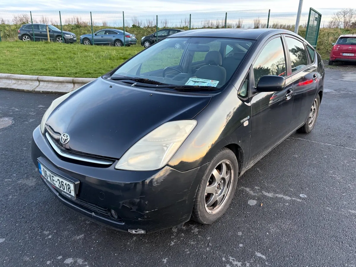 2006 Toyota prius automatic hybrid - Image 3