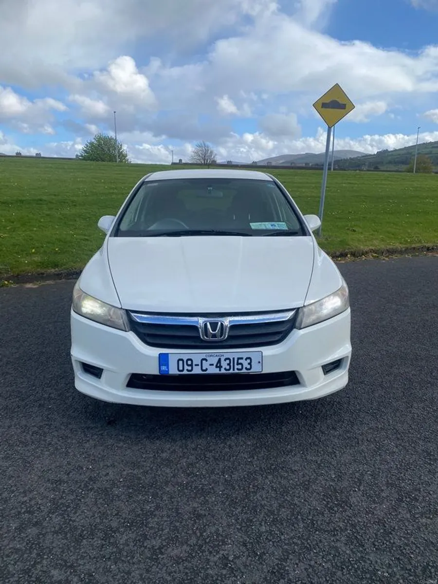 2009 Honda Stream Nct+Tax - Image 2