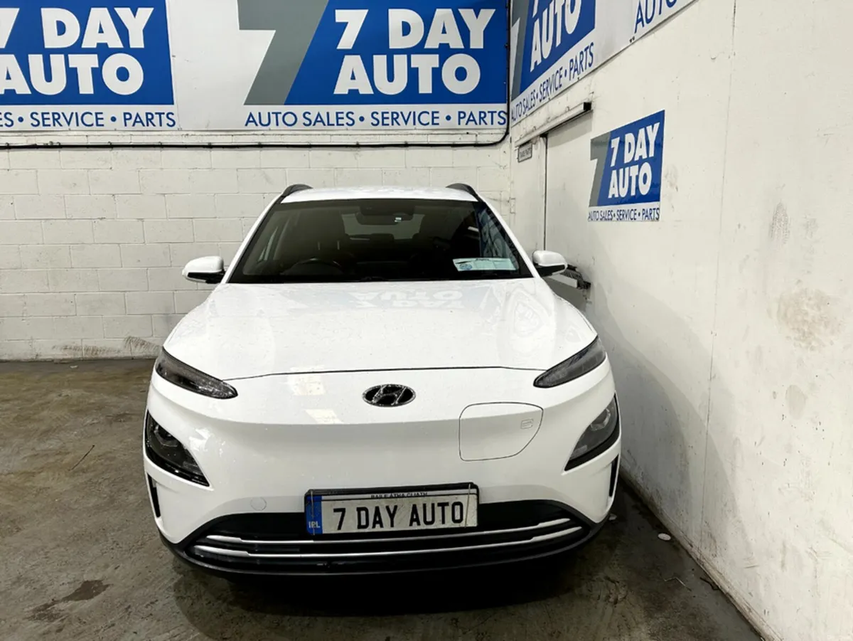 Hyundai KONA KAUAI PREMIUM 39 5DR AUTO - Image 2