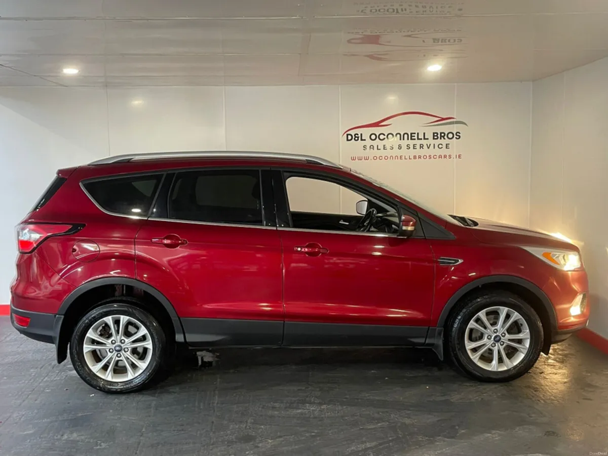Ford Kuga TITANIUM 1.5 TDCI 120PS F FWD 4DR - Image 4