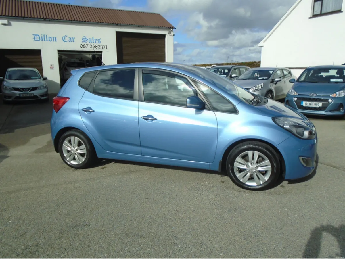 Hyundai ix20 1.6 STYLE 5DR AUTO - Image 4