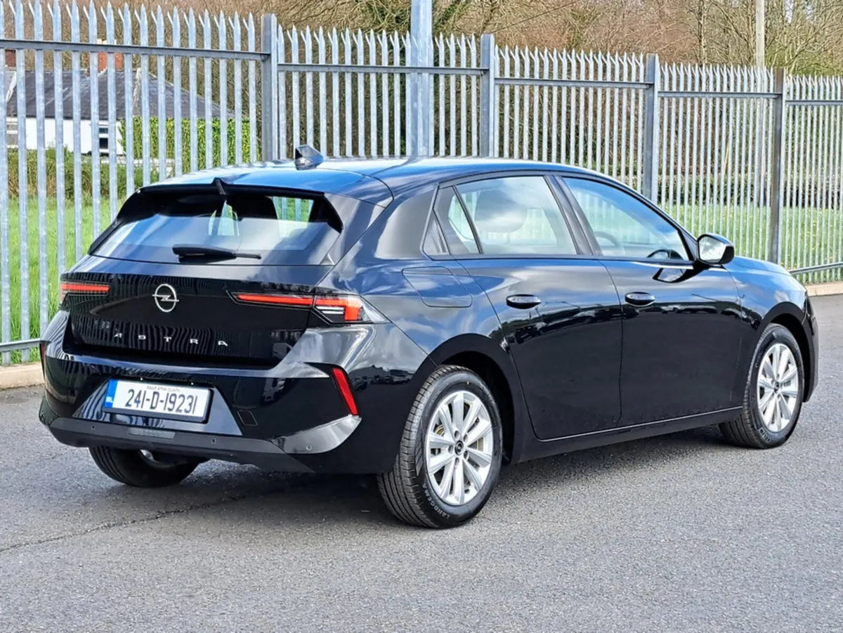 Opel Astra SC 1.5TD 130BHP 8 SPEED AUTOMATIC - Image 4