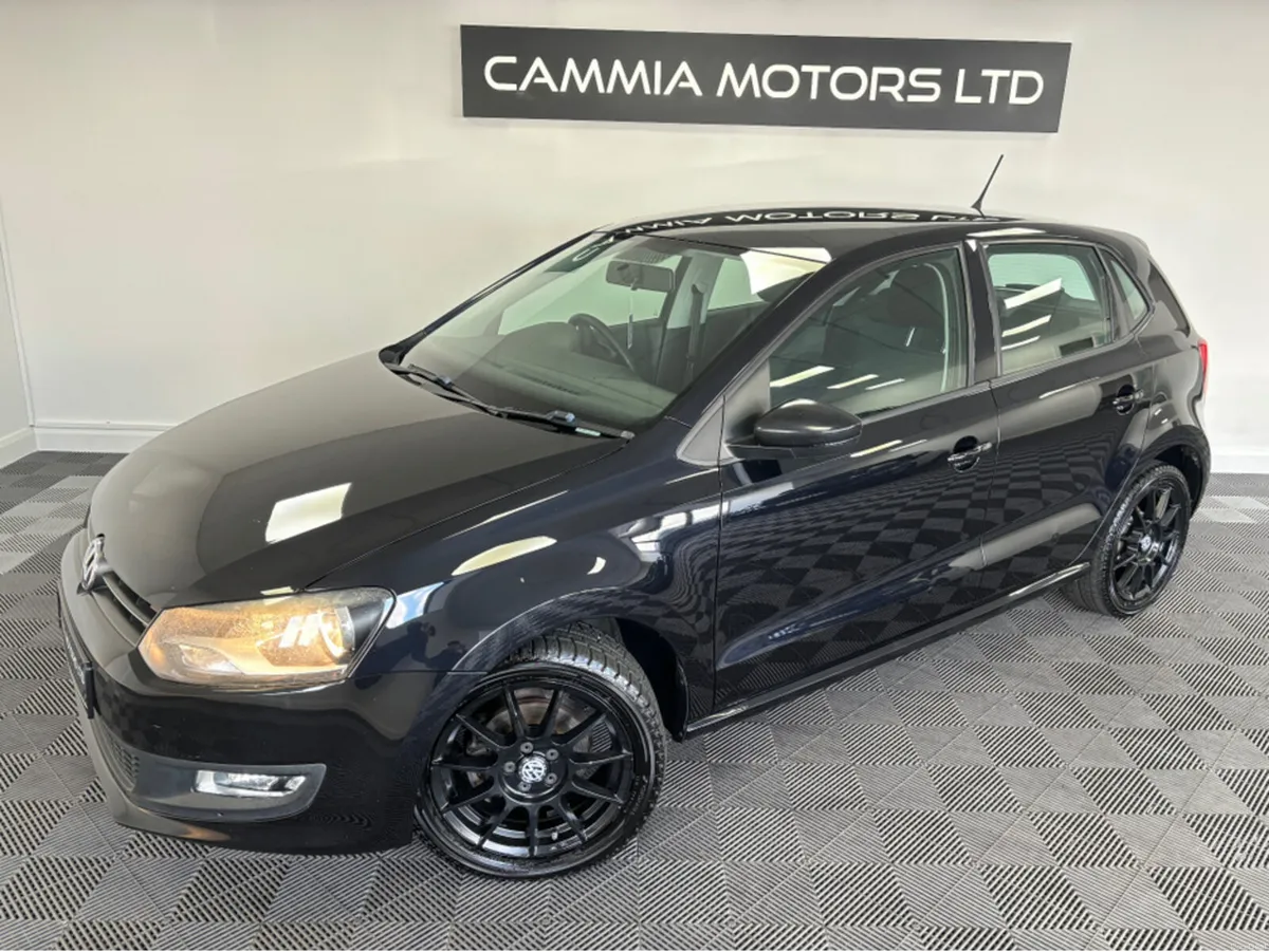Volkswagen Polo VOLKSWAGEN POLO 1.2 MANUAL 5SPEED - Image 2