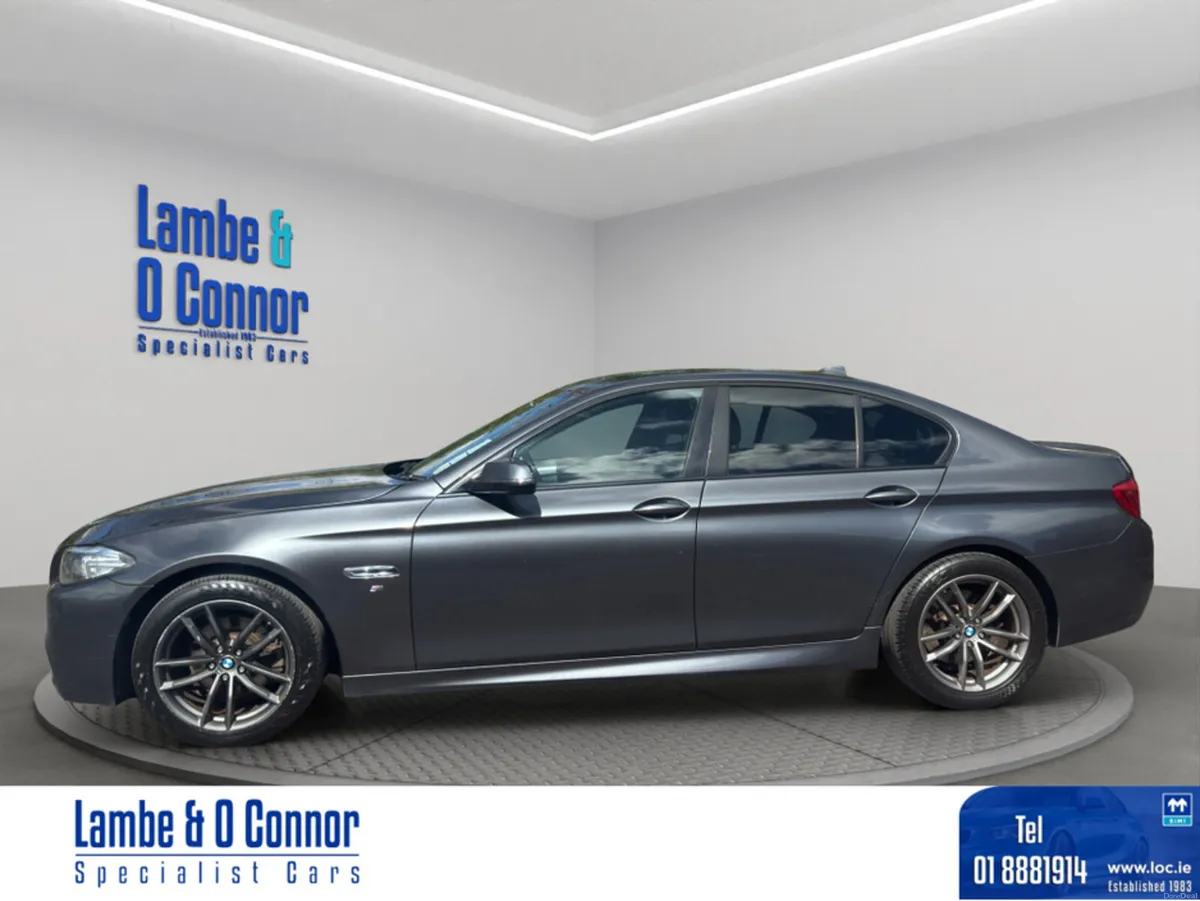 BMW 5-Series 520d  M SPORT AUTO *** GREY MET / BLA - Image 2