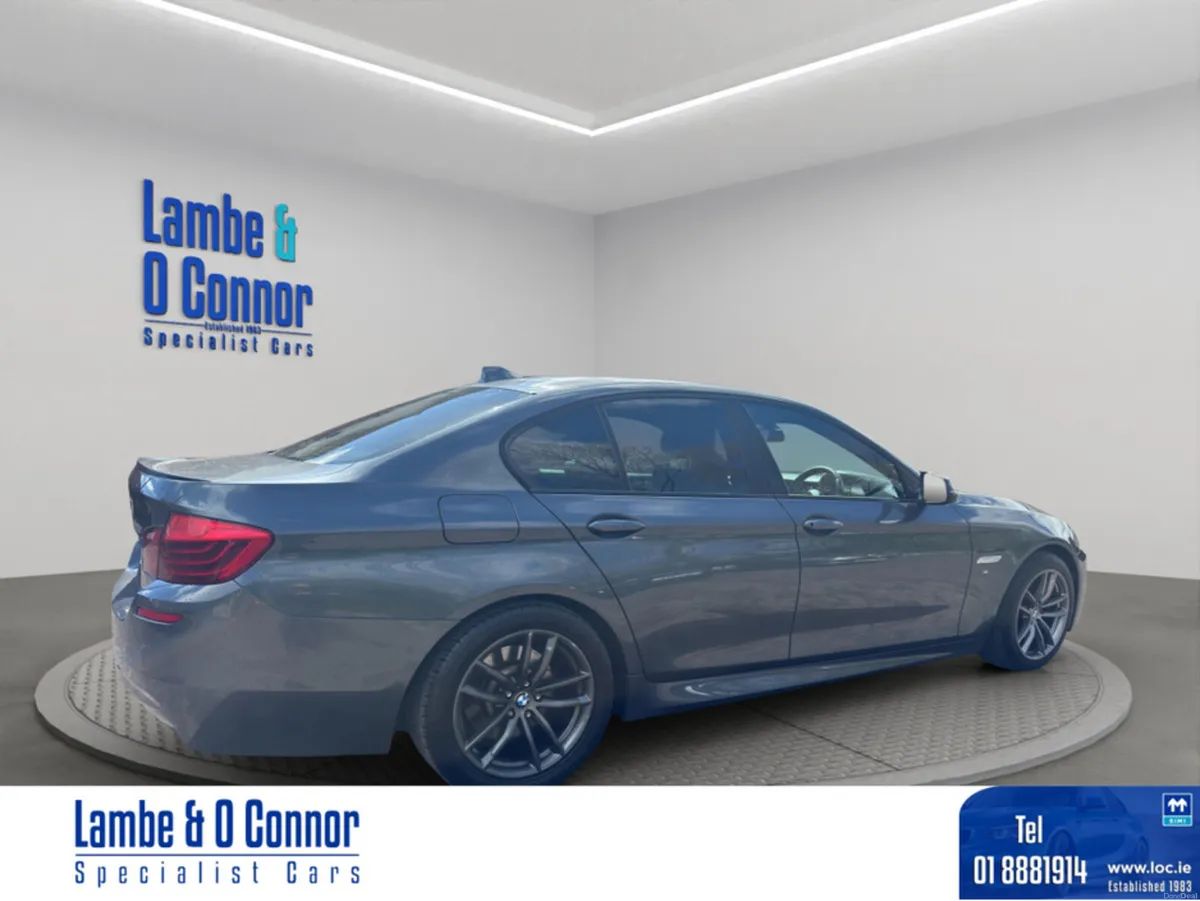 BMW 5-Series 520d  M SPORT AUTO *** GREY MET / BLA - Image 4