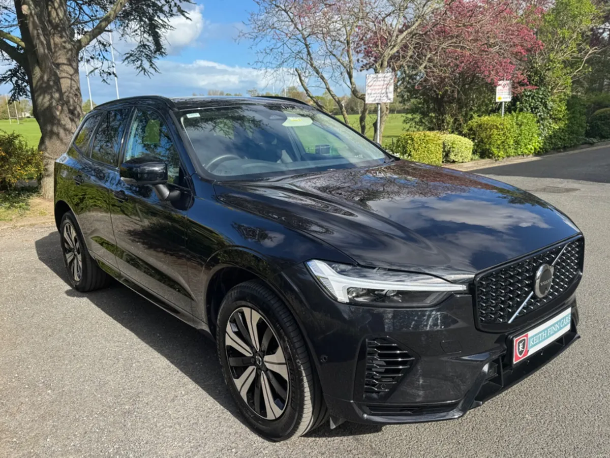 Volvo XC60 T6 PLUS AWD PHEV - Image 4