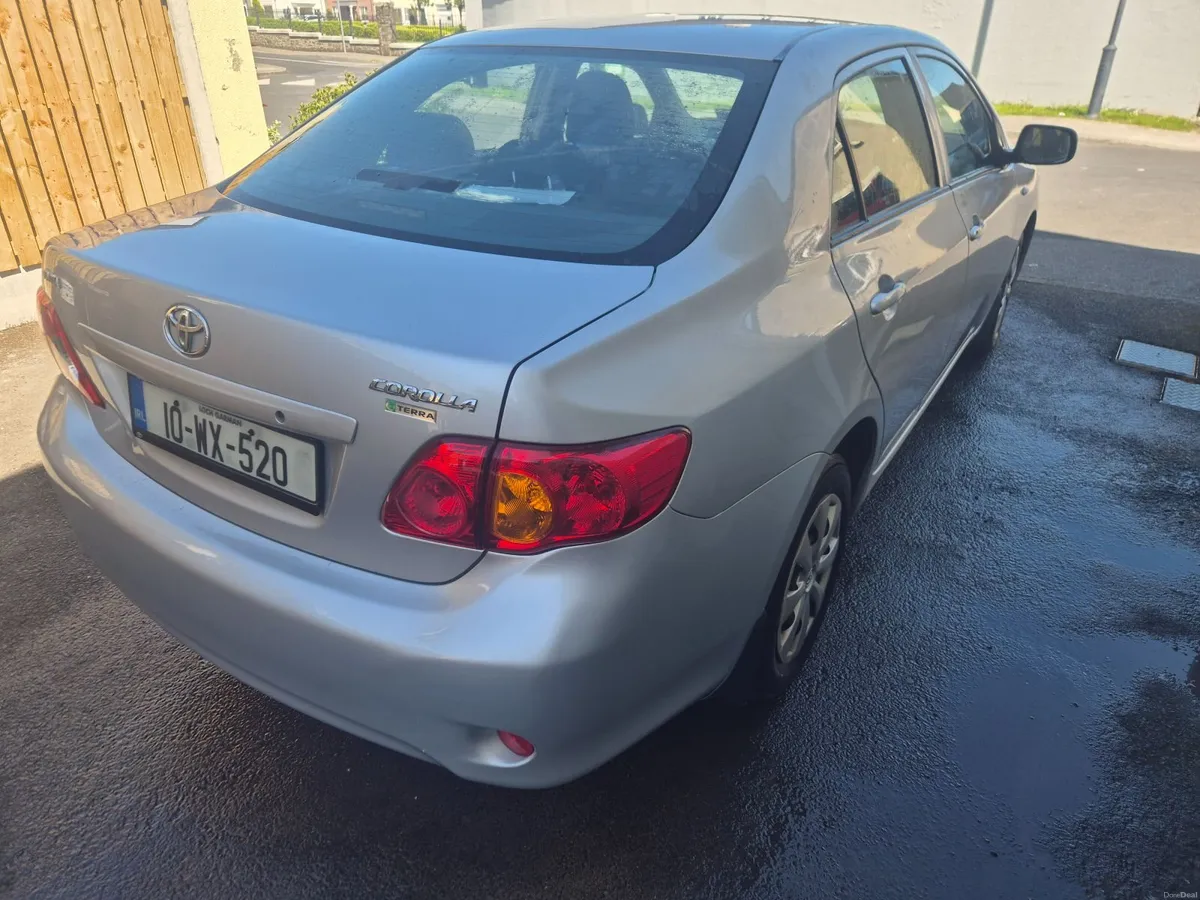 Toyota Corolla 2010 - Image 4