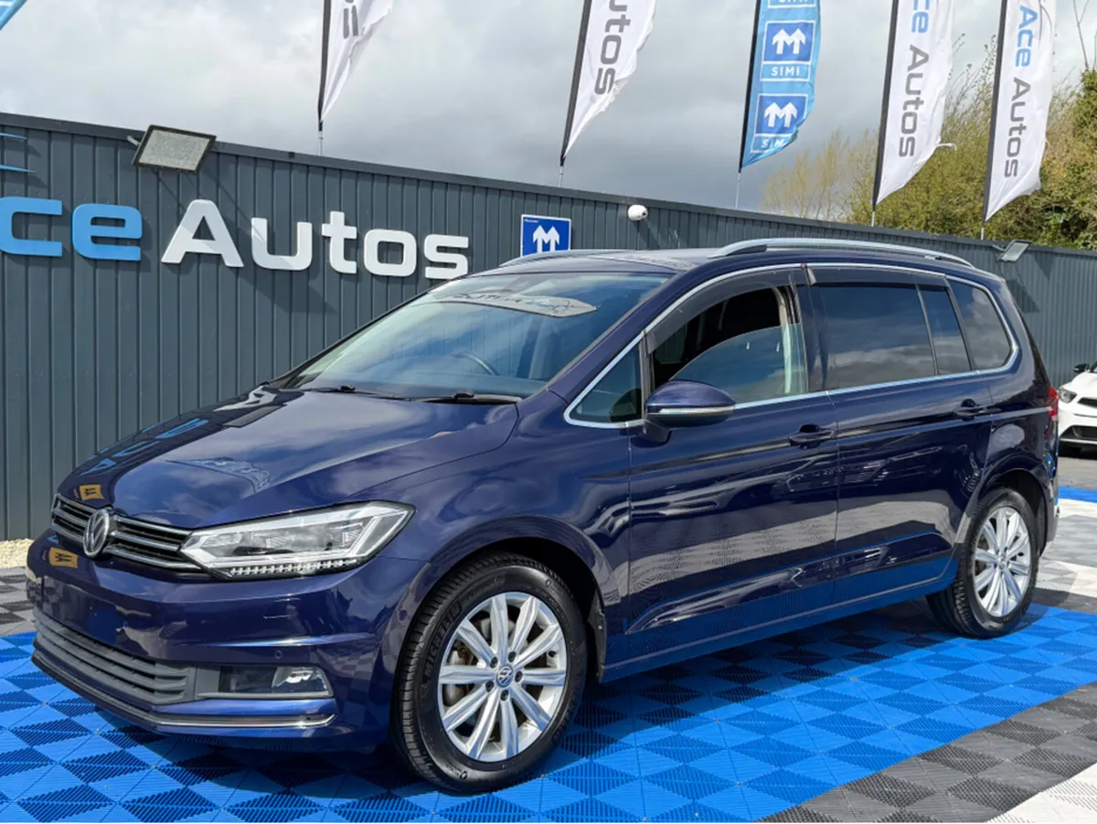Volkswagen Touran HIGHLINE - 2.0L DIESEL - AUTO - - Image 3