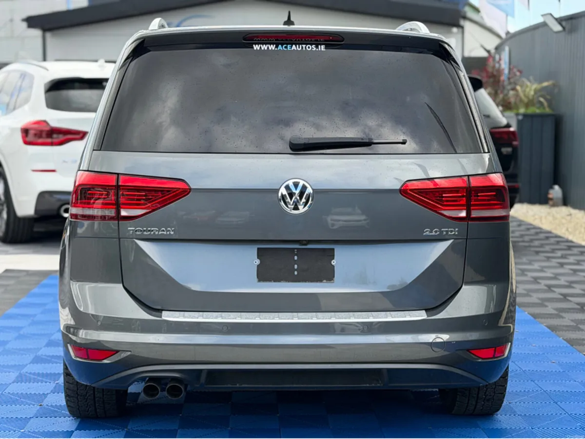 Volkswagen Touran HIGHLINE PREMIUM - 2.0L DIESEL - - Image 6