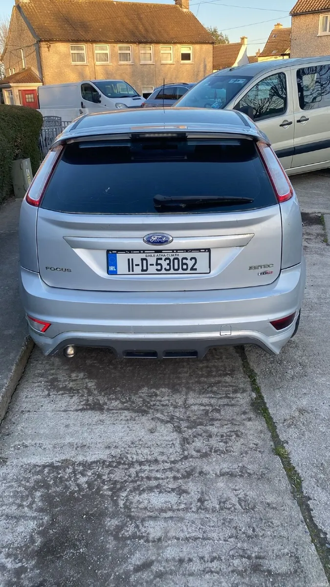 Ford Focus 2011 - Image 3